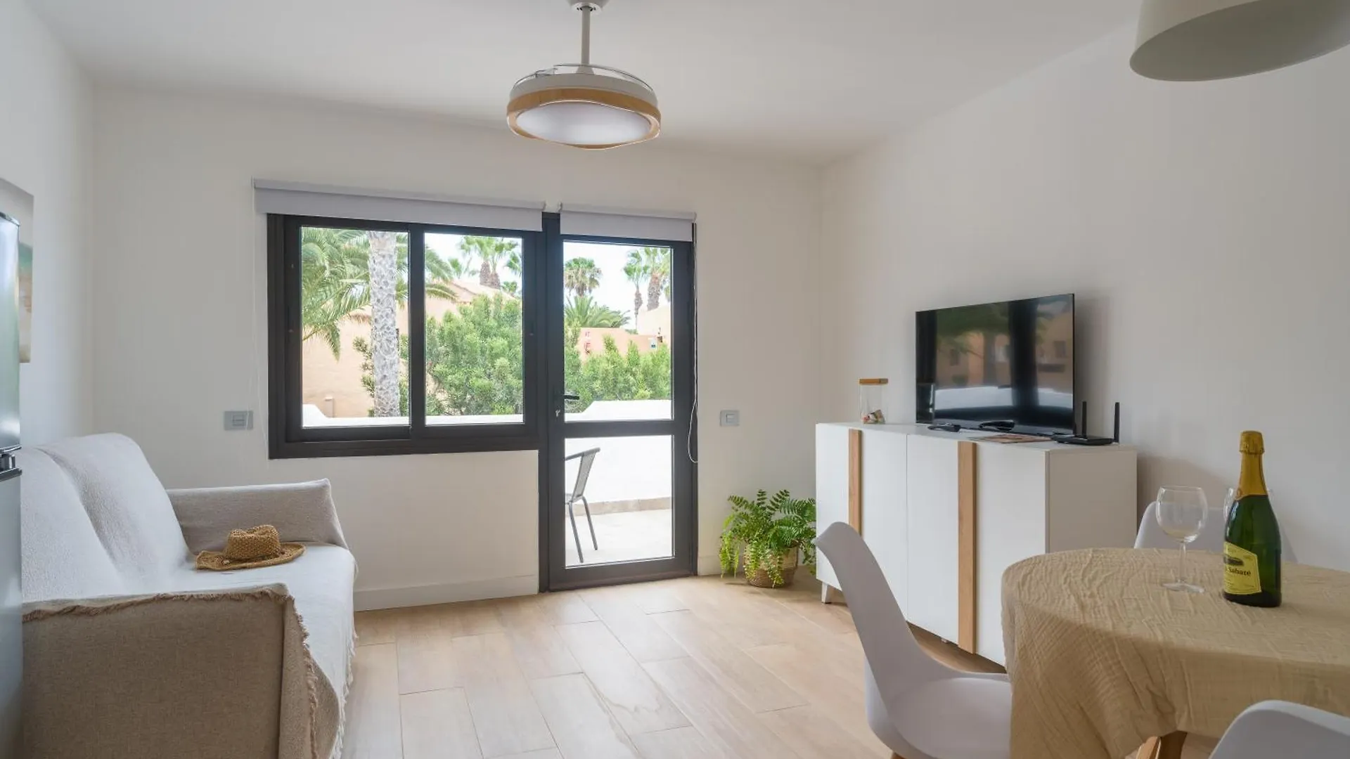 Astarita House Relax E Comfort In Corralejo - Daniele Case Vacanza スペイン
